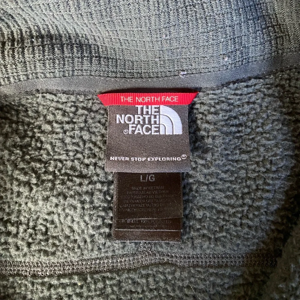 North face Quarter Zip Up